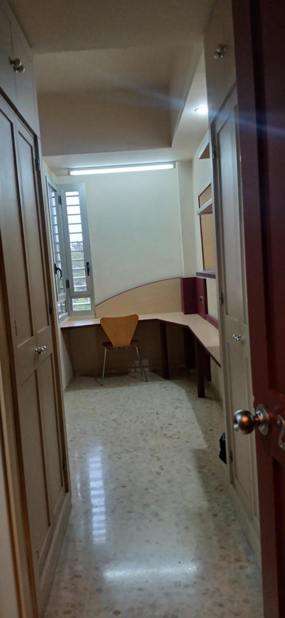 Larru Los Bermejales Residencia Universitaria セビリア エクステリア 写真