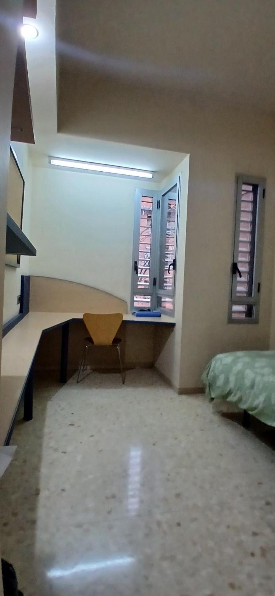 Larru Los Bermejales Residencia Universitaria セビリア エクステリア 写真
